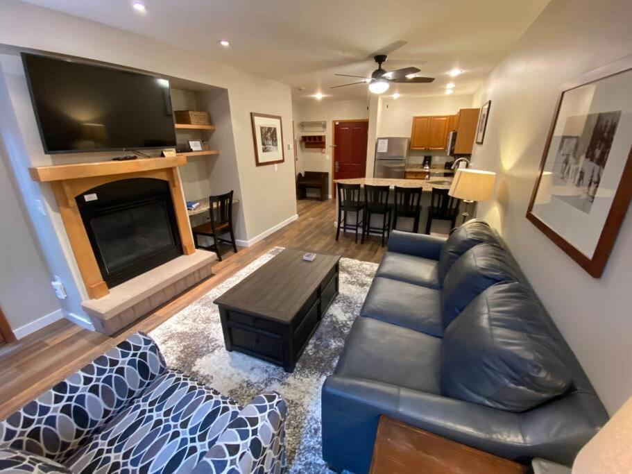 Ski-In/Ski-Out Zephyr 1 Bedroom Condo 冬季公园 外观 照片